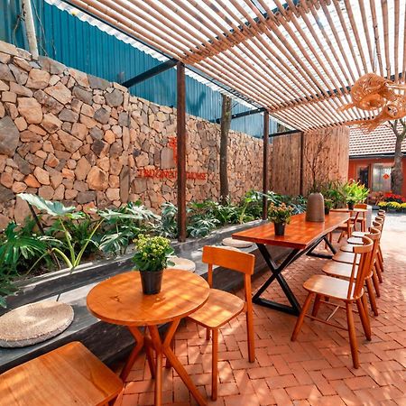 Truong Phu House - Hotel & Apartment هوي المظهر الخارجي الصورة