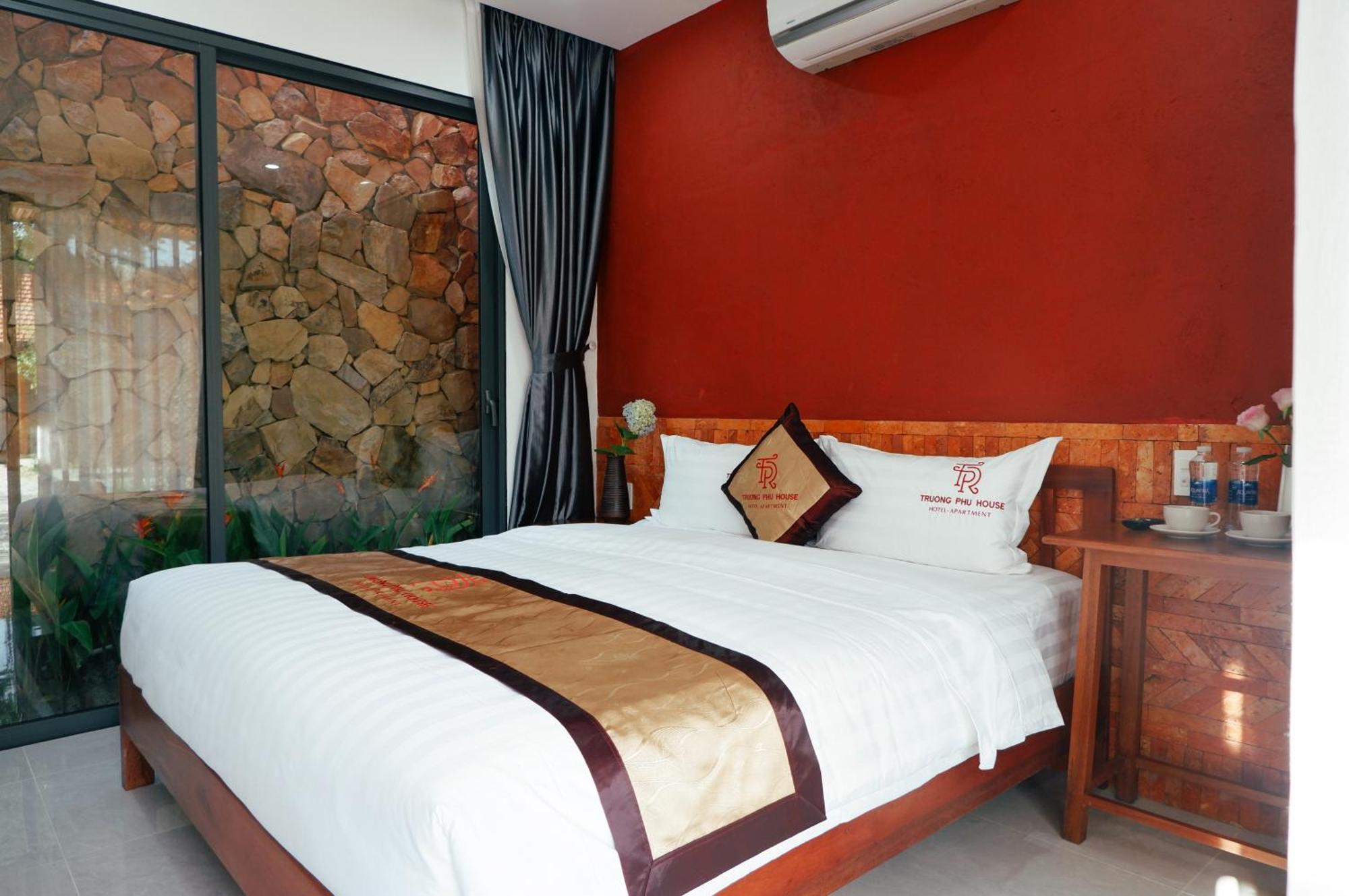 Truong Phu House - Hotel & Apartment هوي المظهر الخارجي الصورة